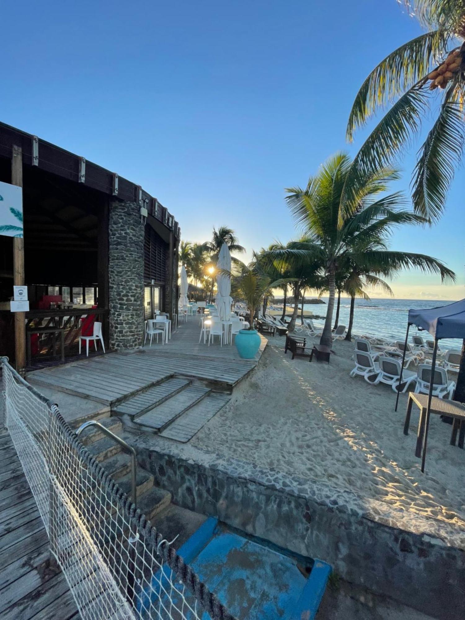 Studio 25 M Manganao Joela 4 Personnes Avec Machine A Laver (Adults Only) Saint-Francois  Exteriör bild