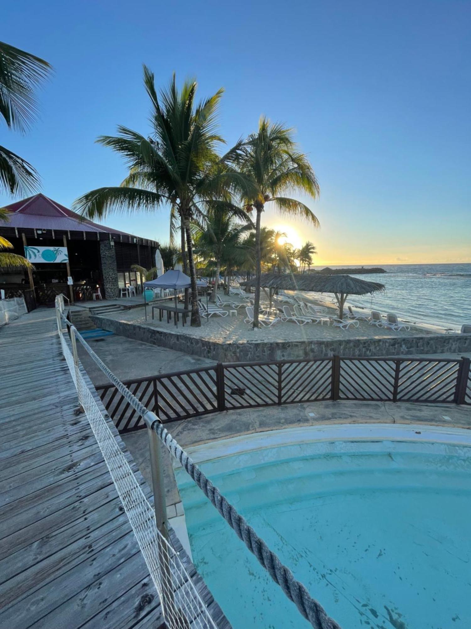 Studio 25 M Manganao Joela 4 Personnes Avec Machine A Laver (Adults Only) Saint-Francois  Exteriör bild